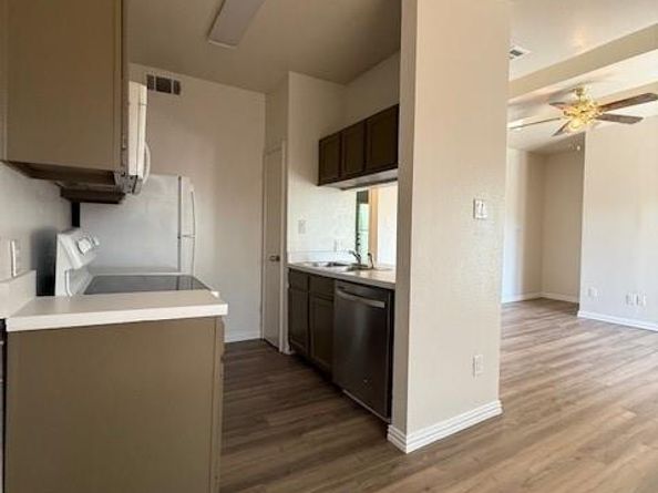 7126  Holly Hill Drive  304, Dallas Texas 75231