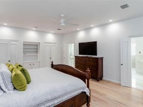 11712  Forest Court , Dallas Texas 75230
