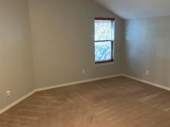 3618  Word Street , Dallas Texas 75204