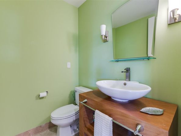 1505  Elm Street  1004, Dallas Texas 75201