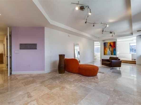 1505  Elm Street  1004, Dallas Texas 75201