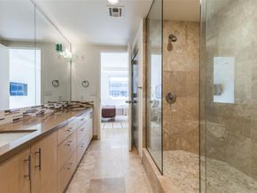 1505  Elm Street  1004, Dallas Texas 75201