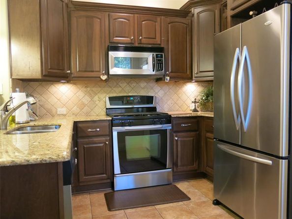 2505  Fountain Cove , Carrollton Texas 75006