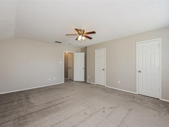 304  Meadow Street , Saginaw Texas 76179