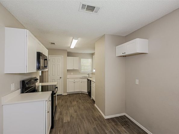 304  Meadow Street , Saginaw Texas 76179