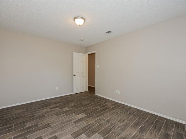 304  Meadow Street , Saginaw Texas 76179