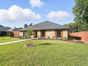 1402  Country Lane , Allen Texas 75002