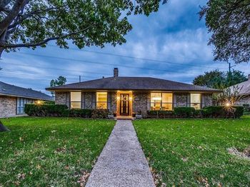 1002 E Spring Valley Road 