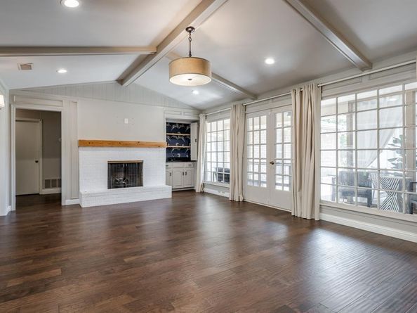 1002 E Spring Valley Road , Richardson Texas 75081