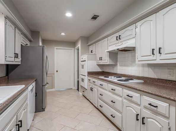 1002 E Spring Valley Road , Richardson Texas 75081
