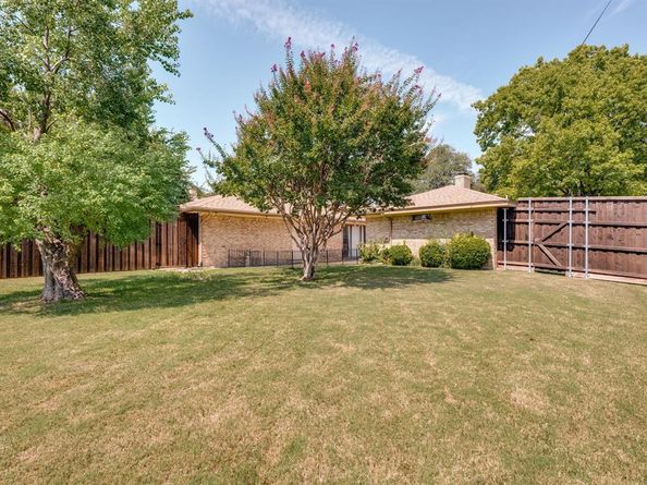 1002 E Spring Valley Road , Richardson Texas 75081