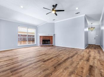 8737  San Joaquin Trail 