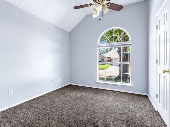 8737  San Joaquin Trail , Fort Worth Texas 76118