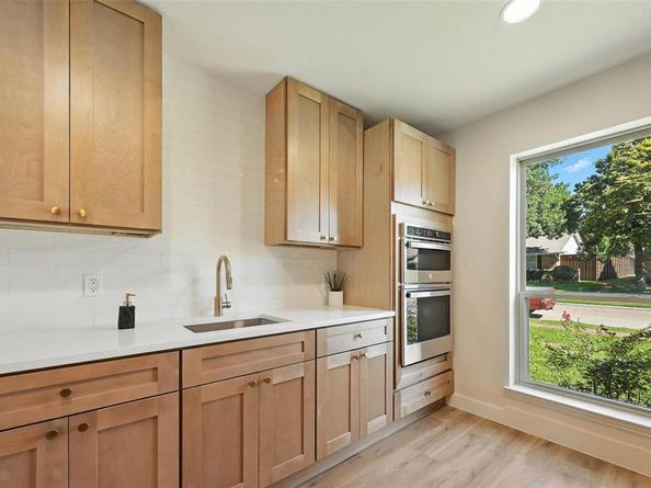 7620  La Risa Drive , Dallas Texas 75248