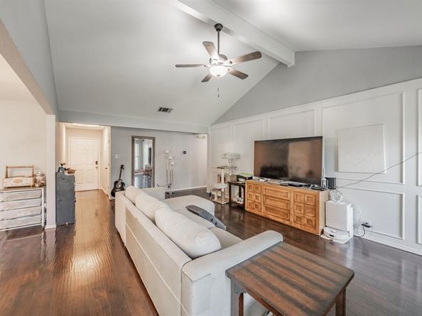 3936  Hemlock Street , Fort Worth Texas 76137