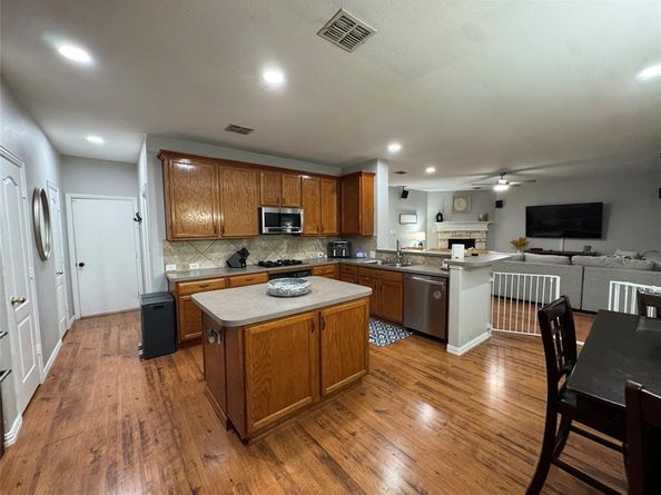 10801  Saint Annes Drive , Rowlett Texas 75089