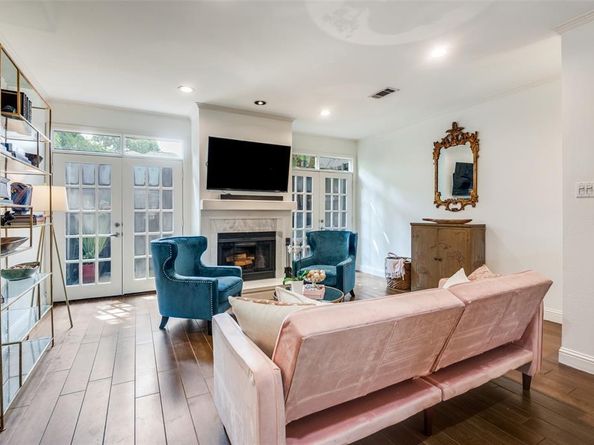 3918  Holland Avenue  110, Dallas Texas 75219