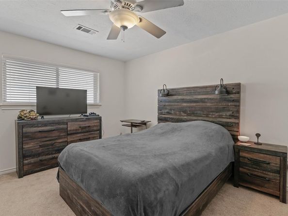 2719 N Surrey Drive , Carrollton Texas 75006