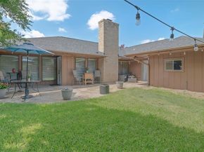 2719 N Surrey Drive , Carrollton Texas 75006
