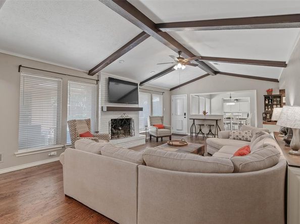 2719 N Surrey Drive , Carrollton Texas 75006