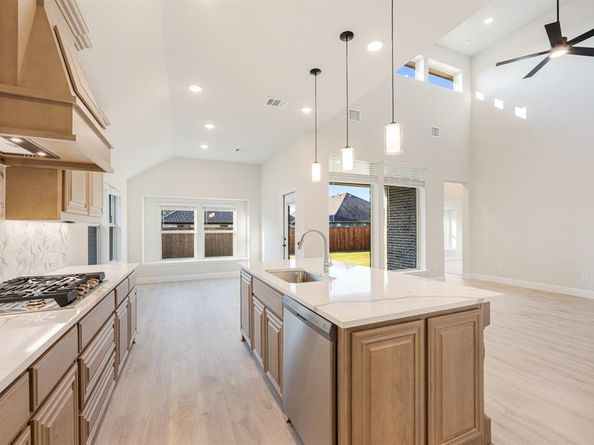 13124  Yellowstone Way , Providence Village Texas 76227