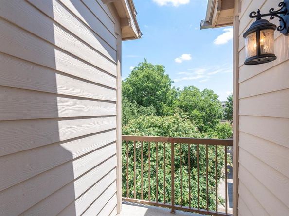 4830  Cedar Springs Road  32, Dallas Texas 75219