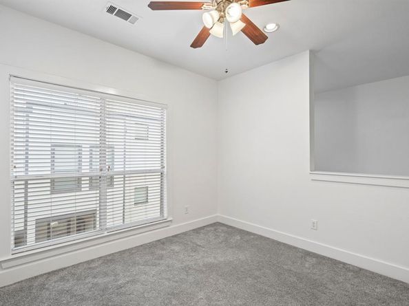 4830  Cedar Springs Road  32, Dallas Texas 75219