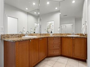 4830  Cedar Springs Road  32, Dallas Texas 75219