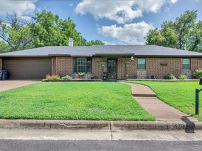 5907  Douglas Street , Fort Worth Texas 76114