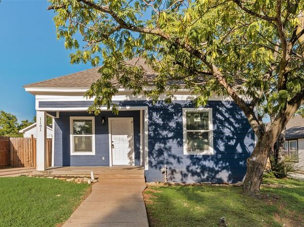 1101  Freeman Street , Fort Worth Texas 76104
