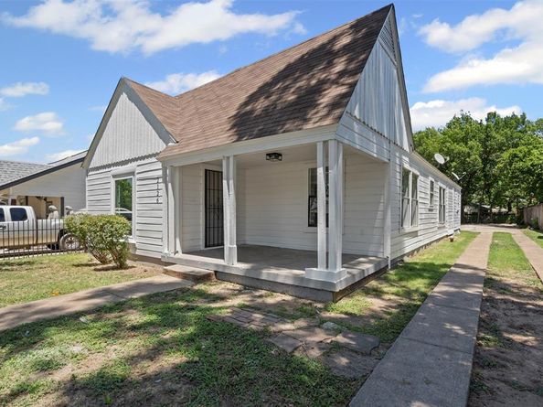 2126  Idaho Avenue , Dallas Texas 75216
