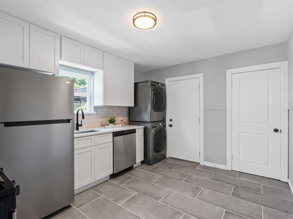 2126  Idaho Avenue , Dallas Texas 75216