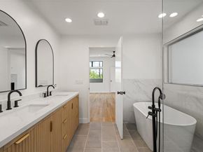 4230  Munger Avenue  A, Dallas Texas 75204