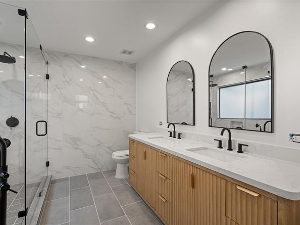 4230  Munger Avenue  A, Dallas Texas 75204