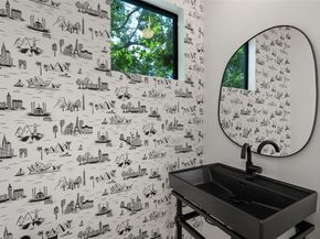 4230  Munger Avenue  A, Dallas Texas 75204