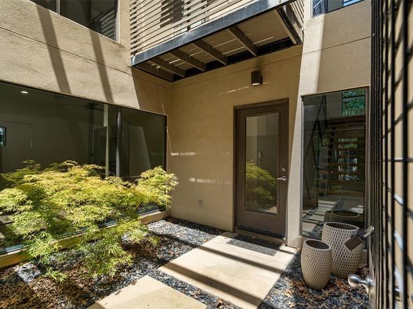 4230  Munger Avenue  A, Dallas Texas 75204