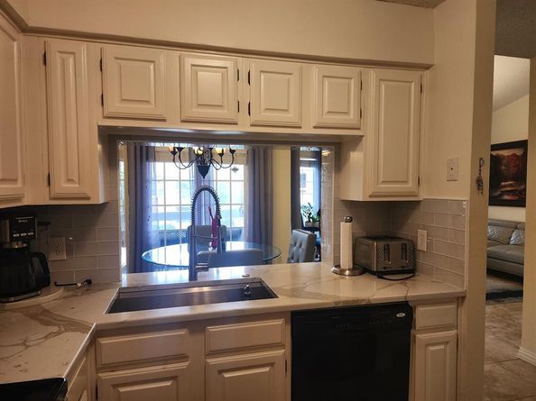 2106  Amesbury Drive  220, Arlington Texas 76011