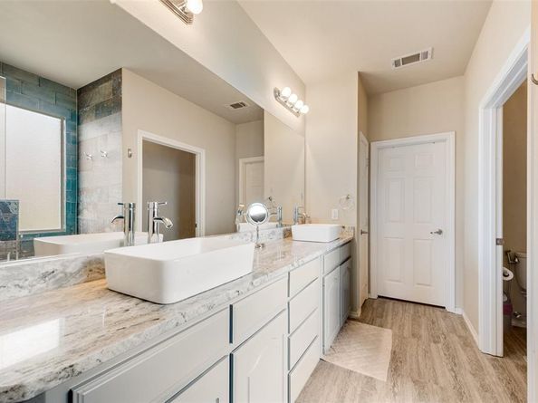 8824  Fayetteville Drive , Fort Worth Texas 76244