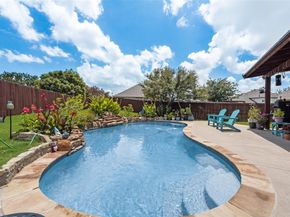 8824  Fayetteville Drive , Fort Worth Texas 76244