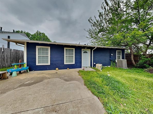 2911  Ryan Avenue , Fort Worth Texas 76110