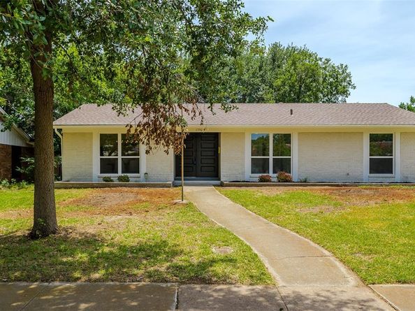 1390  Dogwood Trail , Lewisville Texas 75067