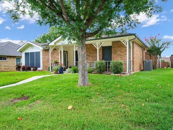 2017  Stein Way , Carrollton Texas 75007