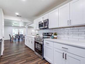 3906  Ridgeoak Way , Farmers Branch Texas 75244