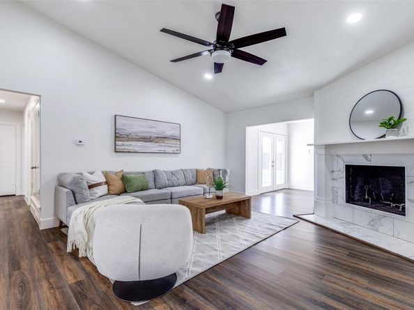 3906  Ridgeoak Way , Farmers Branch Texas 75244