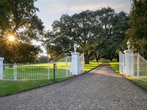 4009 W Lawther Drive , Dallas Texas 75214
