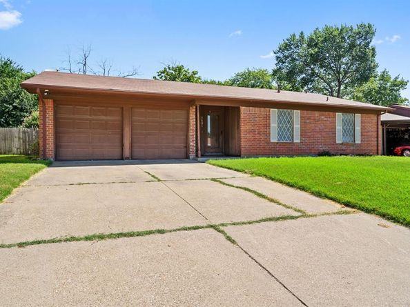 3621  Carriage Hill Drive , Forest Hill Texas 76140