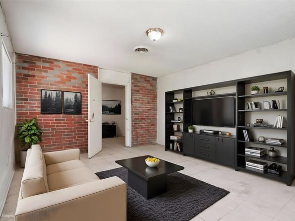 3621  Carriage Hill Drive , Forest Hill Texas 76140