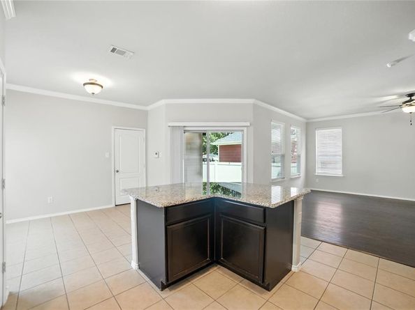 937  King George Lane , Savannah Texas 76227
