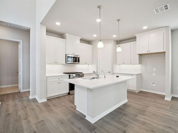 2531  Auburn Street , Fate Texas 75087