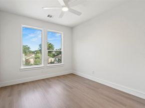 2219 W Lovers Lane , Dallas Texas 75235